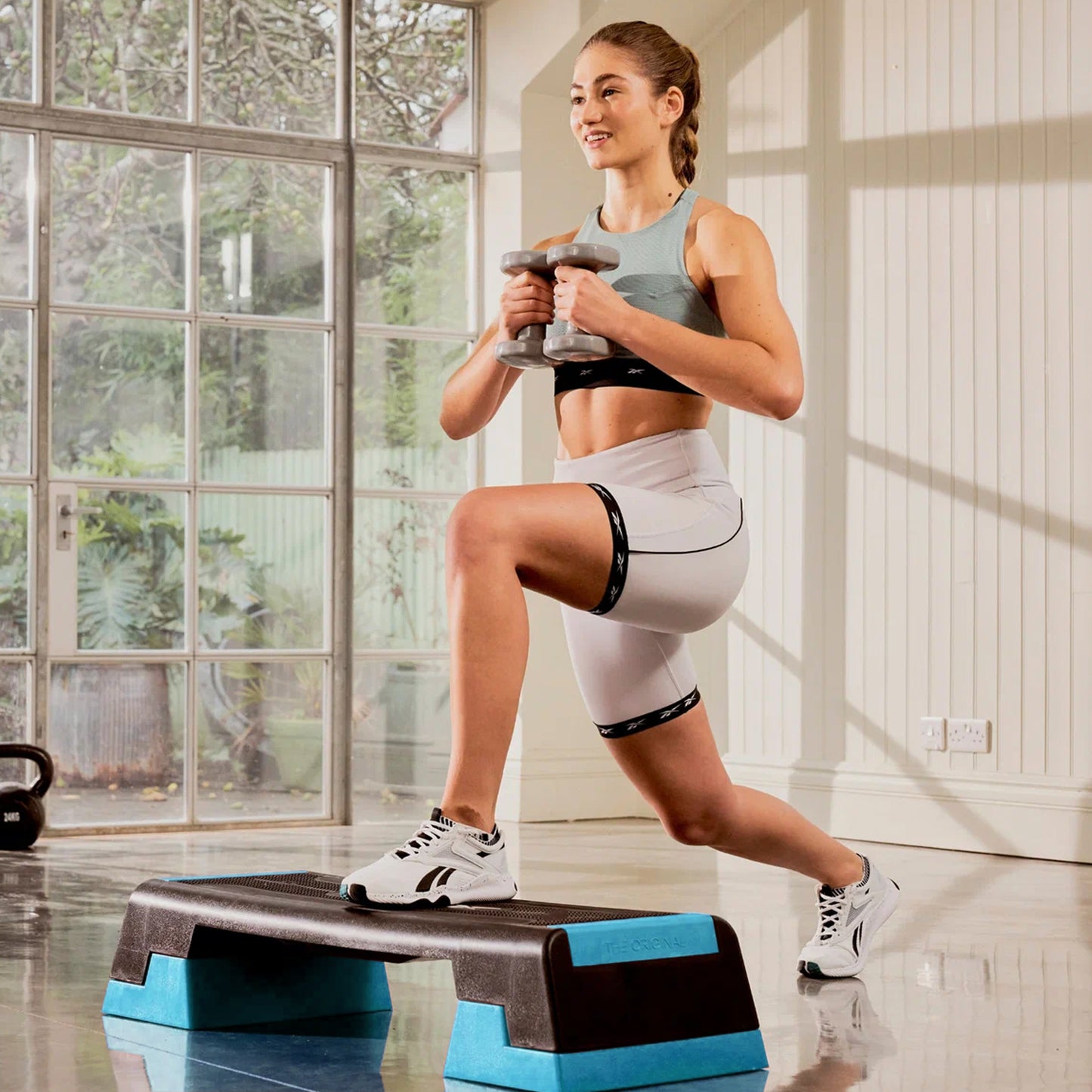 Adjustable Aerobic Stepper – 4 Height Levels (10–25cm) – Cardio & Strength Platform for Home Workouts – Multiple Colours