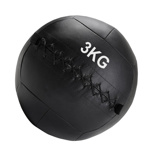 Black medicine ball with '3KG' marking on a white background